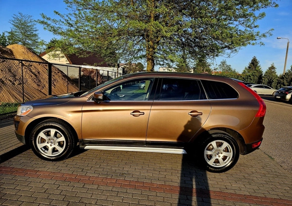 Volvo XC 60 cena 44700 przebieg: 257000, rok produkcji 2010 z Brodnica małe 667